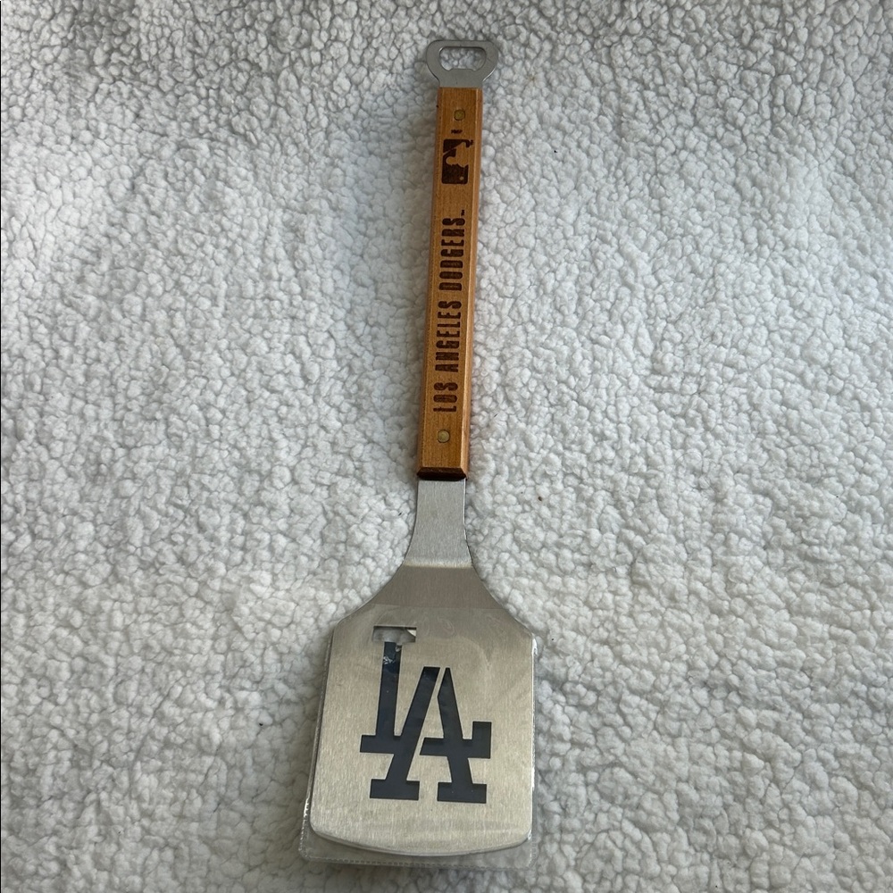 Los Angeles Dodgers Stainless Steel BBQ Spatula with Wooden Handle